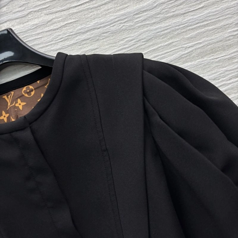 Louis Vuitton Outwear FlexibleFit 131748