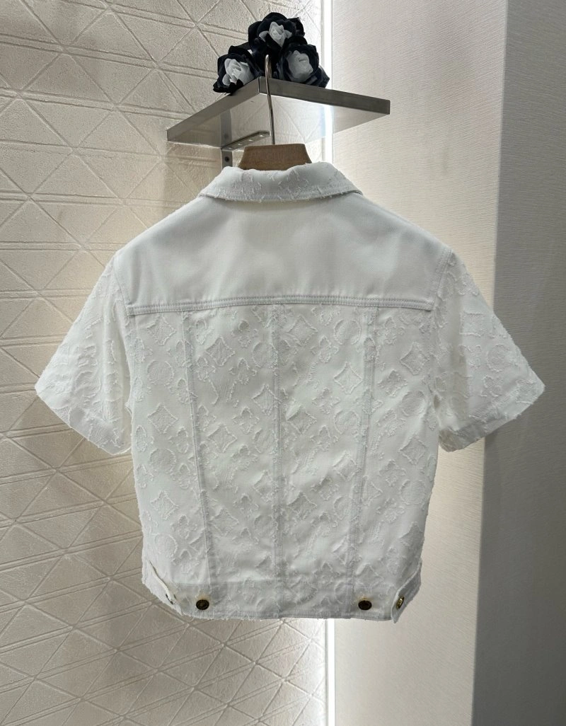 Lightweight Louis Vuitton Outwear 131760