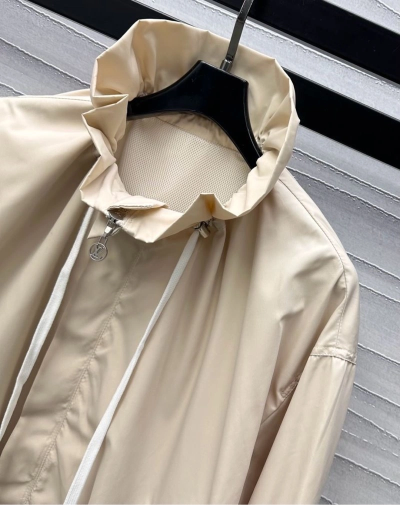 Louis Vuitton Outwear Cozy 130731
