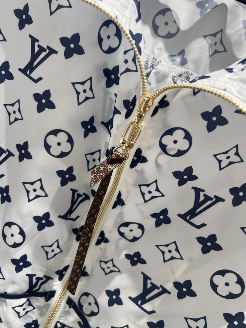 Louis Vuitton Outwear SmartChoice 130736