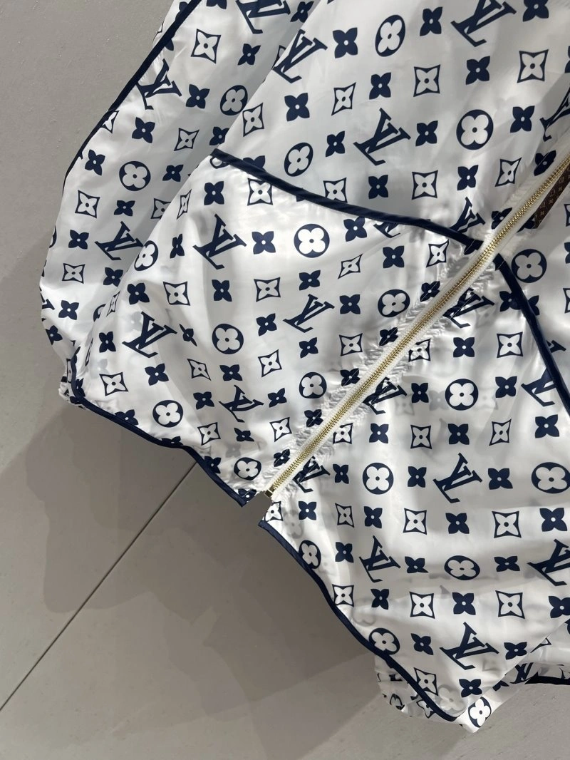 Louis Vuitton Outwear SmartChoice 130736
