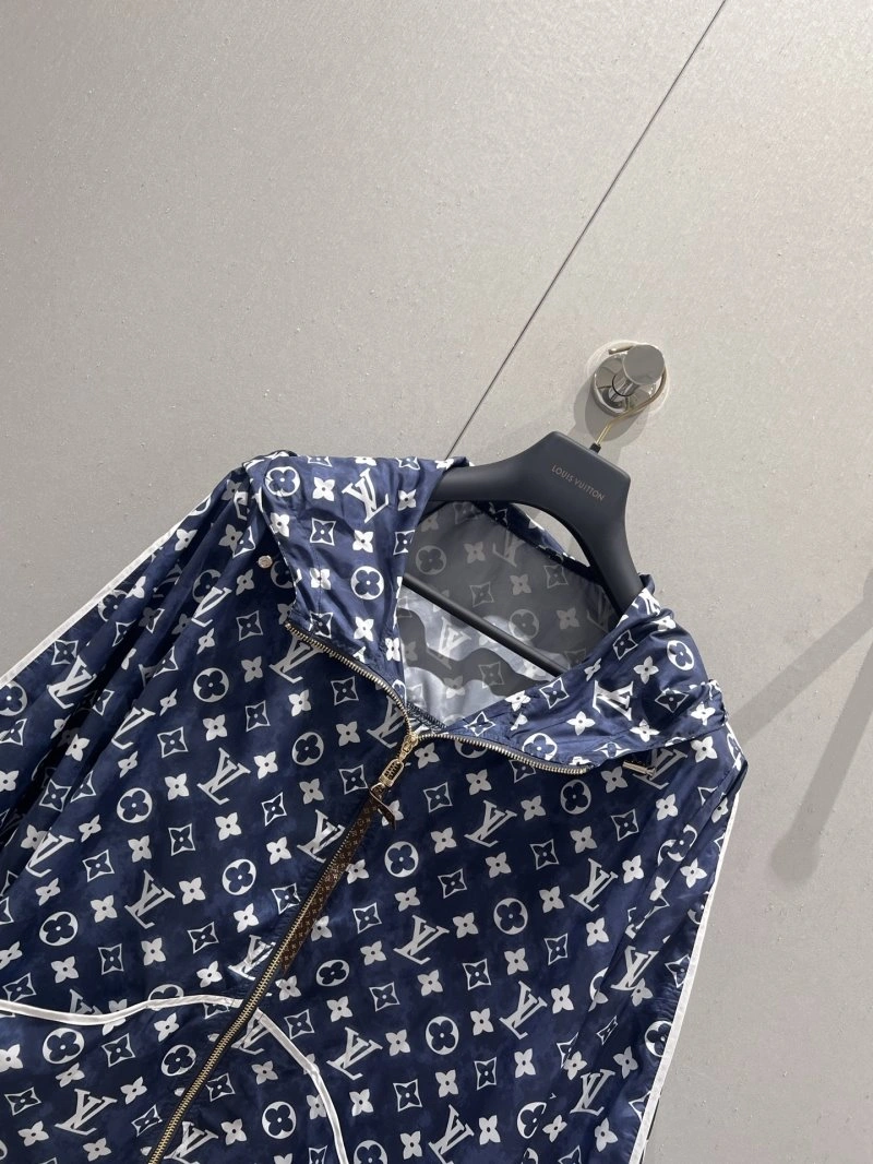 Louis Vuitton Outwear Breathable 130750