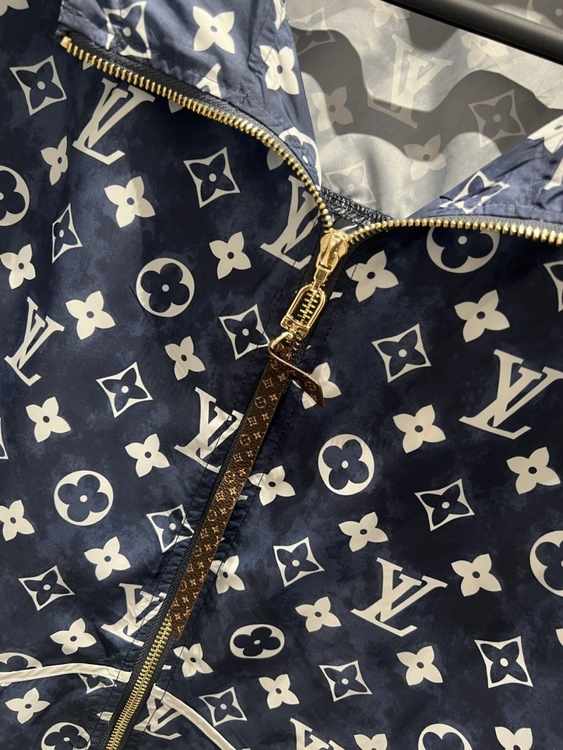 Louis Vuitton Outwear Breathable 130750