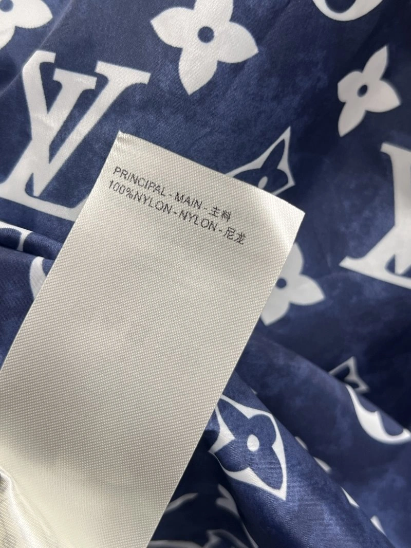 Louis Vuitton Outwear Breathable 130750