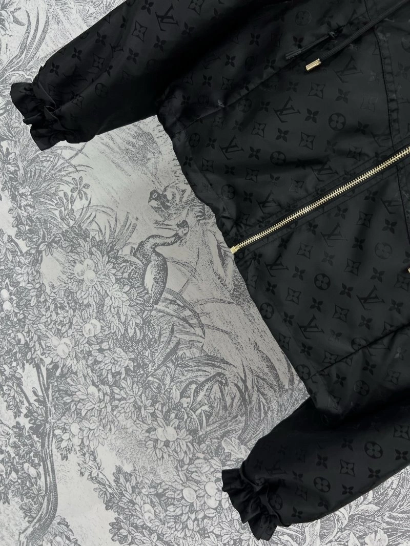 Upgraded Louis Vuitton Outwear 130735