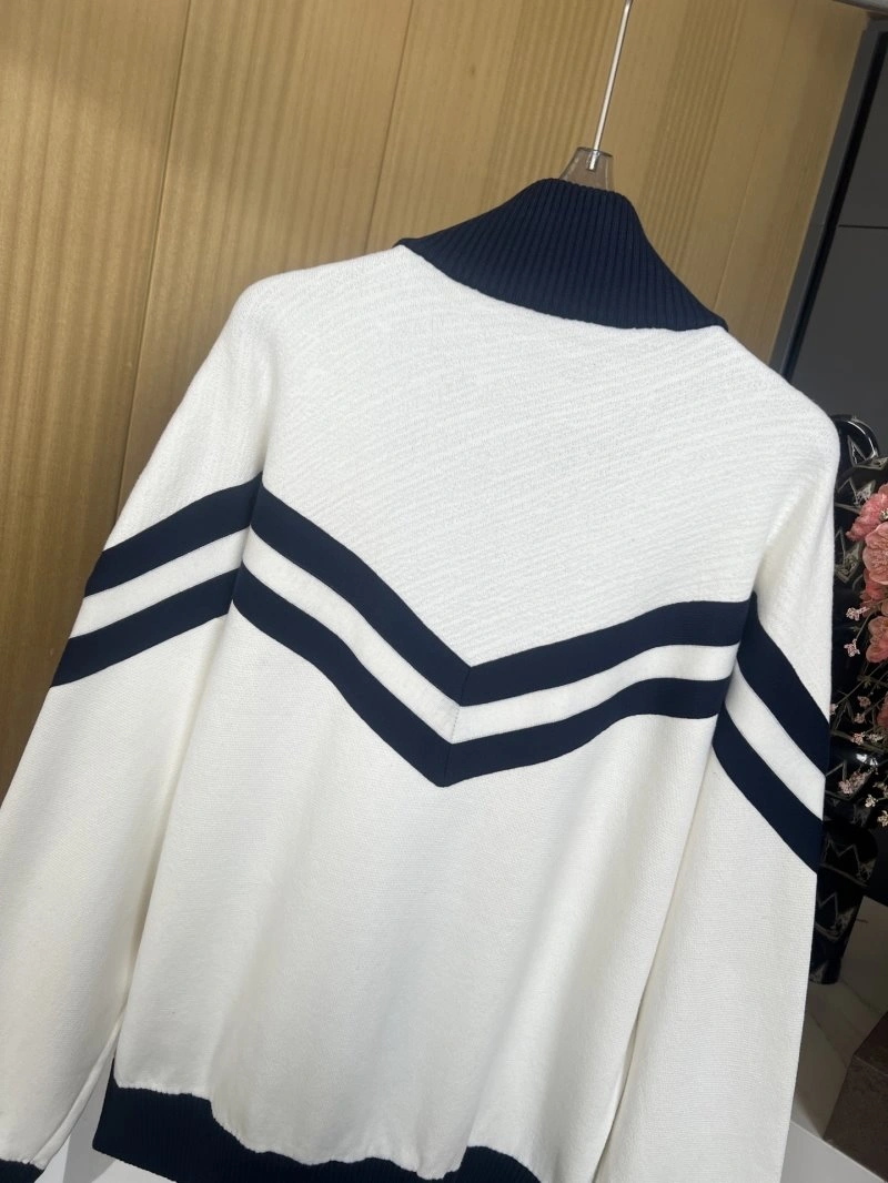 Soft Louis Vuitton Outwear 130732