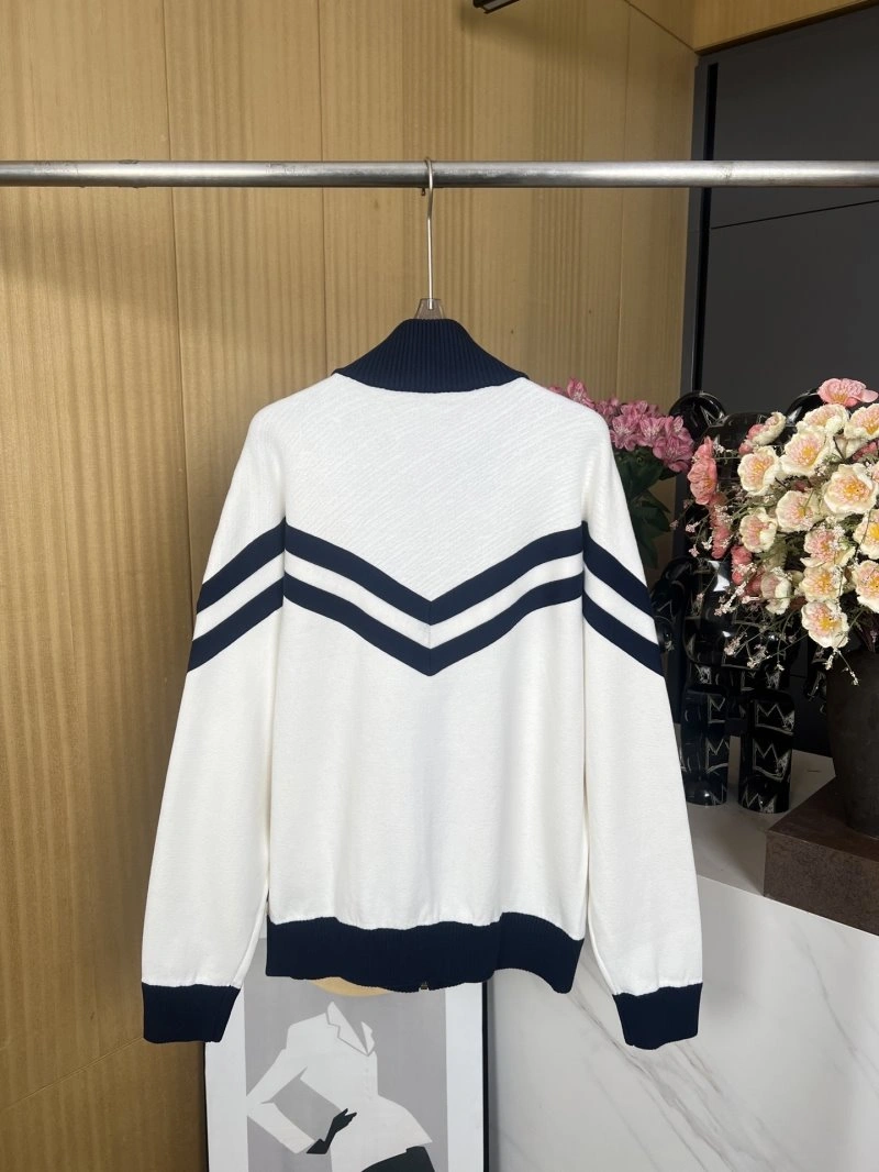 Soft Louis Vuitton Outwear 130732