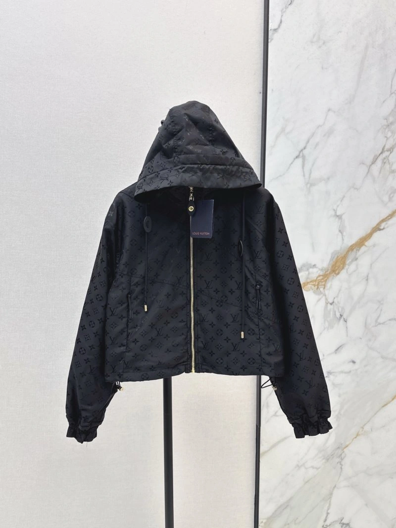 ZipUp Louis Vuitton Outwear 130743