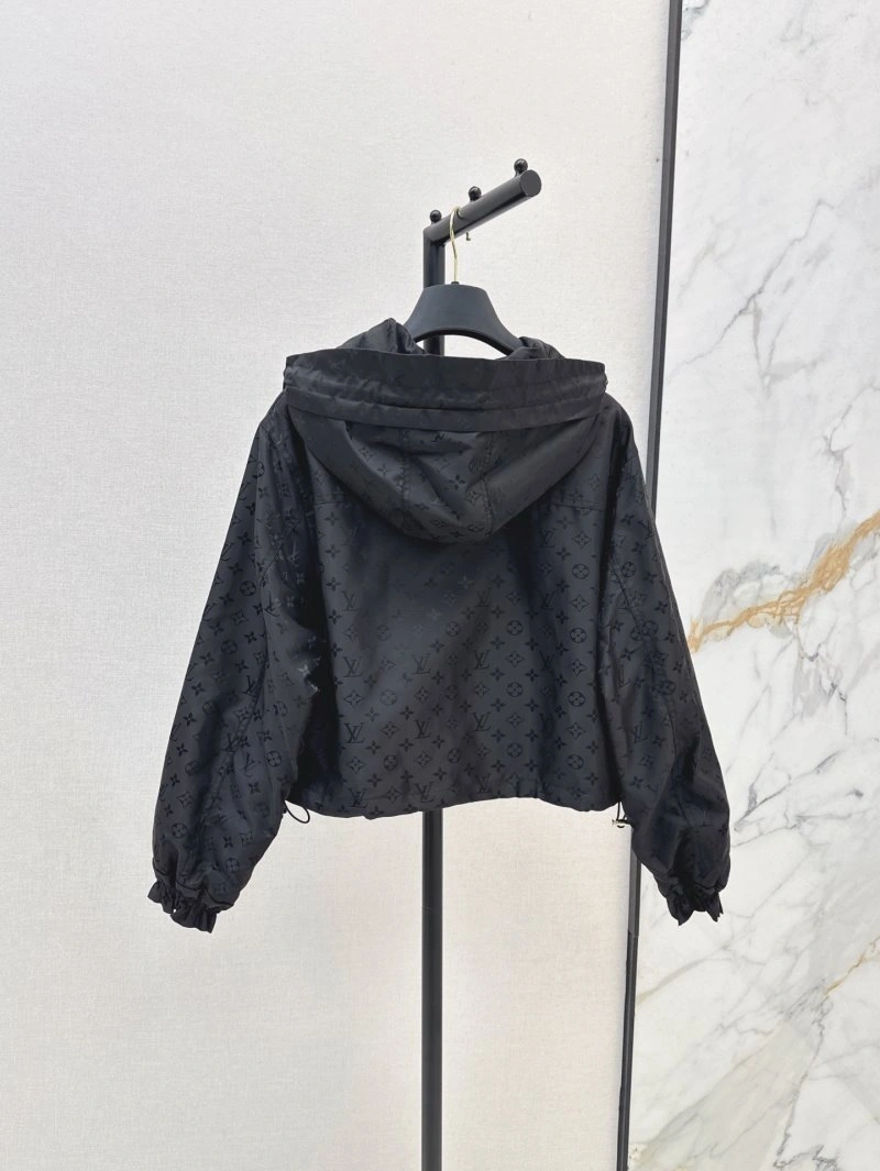 ZipUp Louis Vuitton Outwear 130743