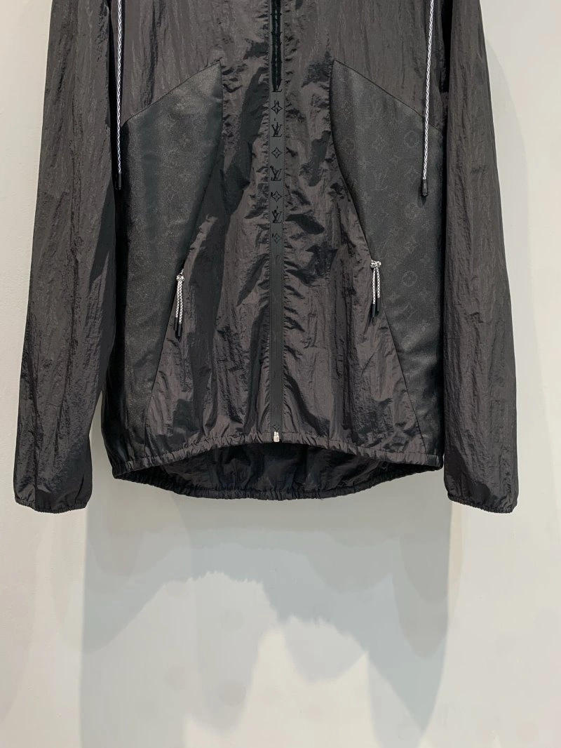 Louis Vuitton Outwear WaterResistant 130724