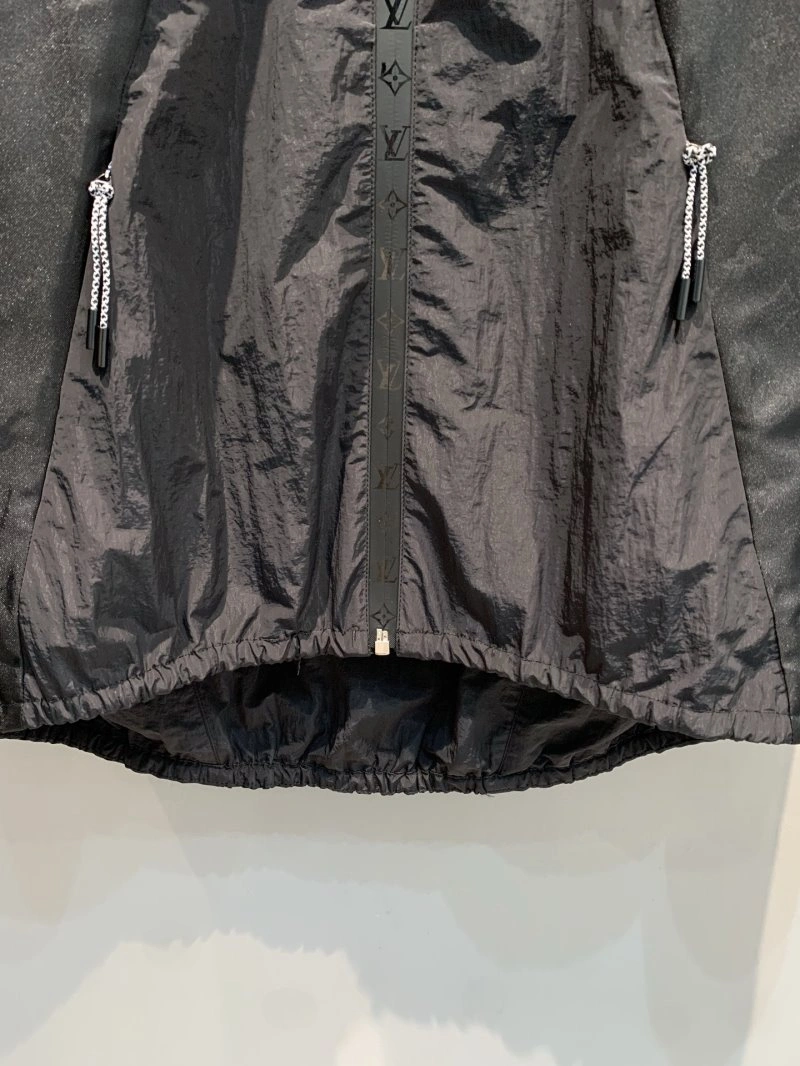 Louis Vuitton Outwear WaterResistant 130724