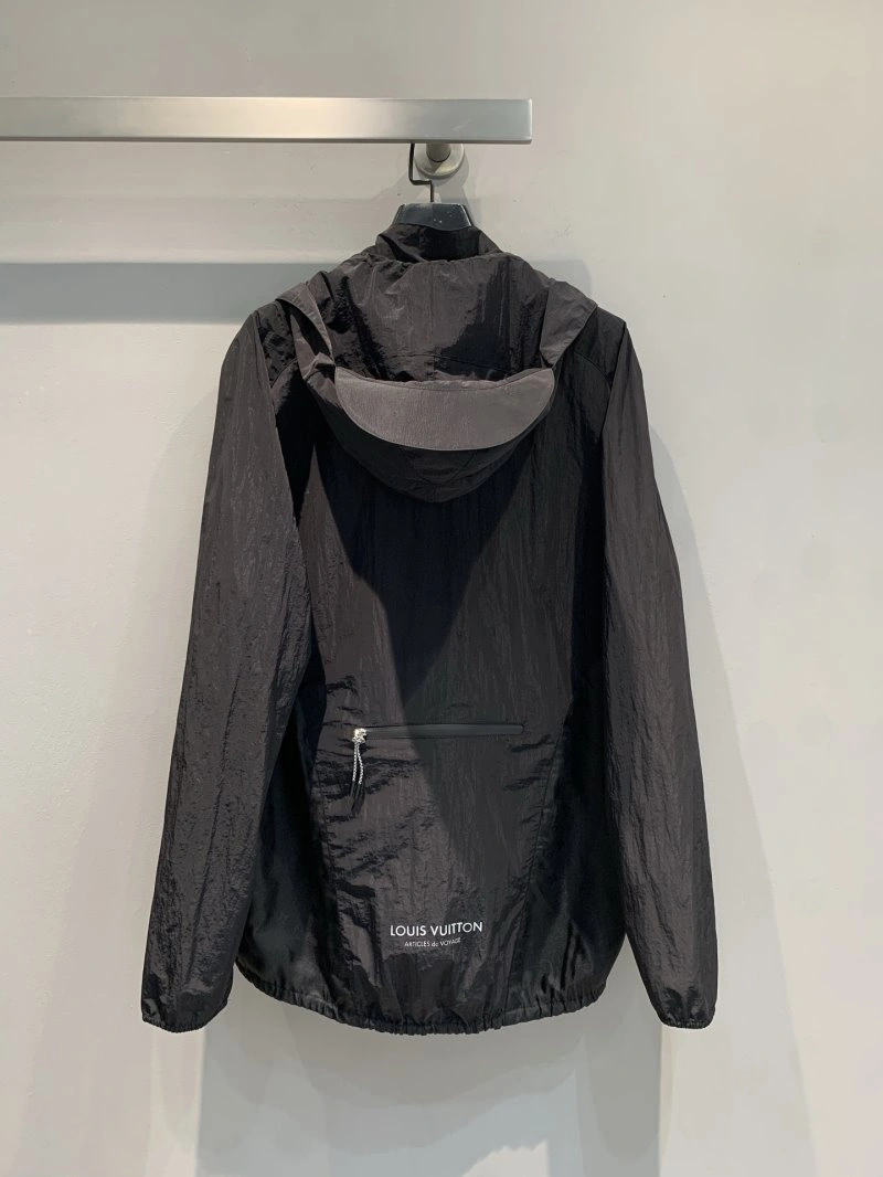 Louis Vuitton Outwear WaterResistant 130724