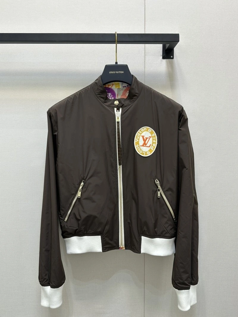 Practical Louis Vuitton Outwear 130741