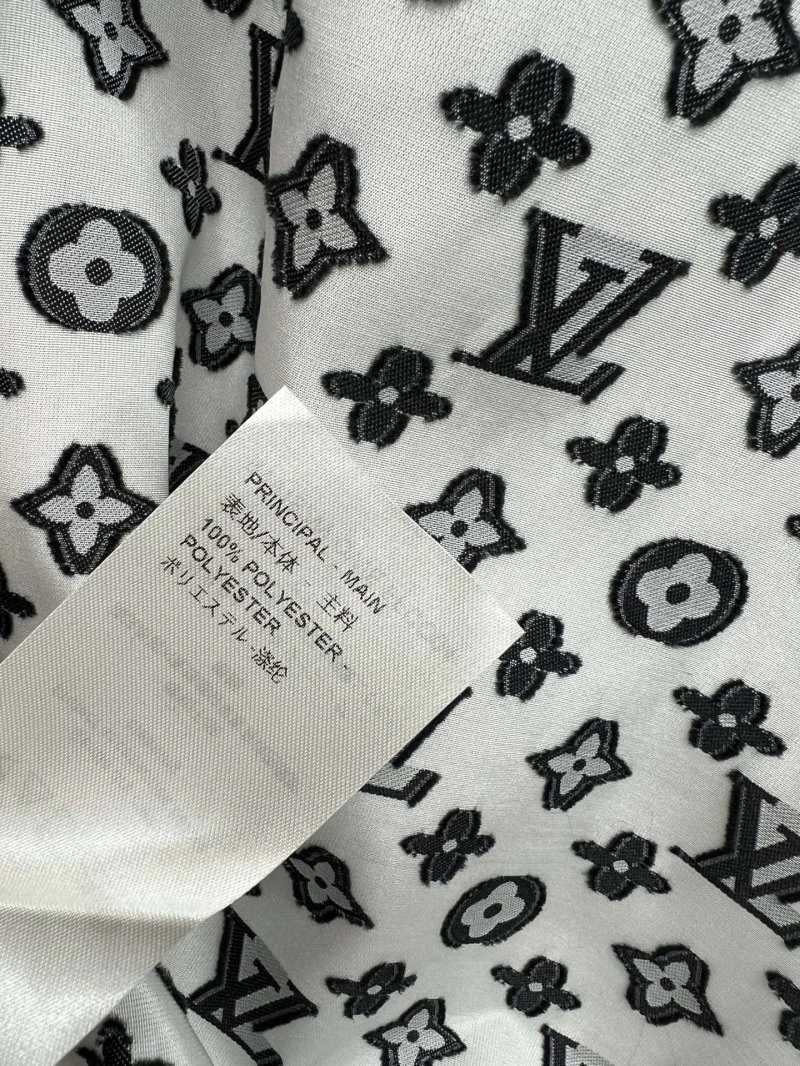 Louis Vuitton Outwear SunProtective 130726