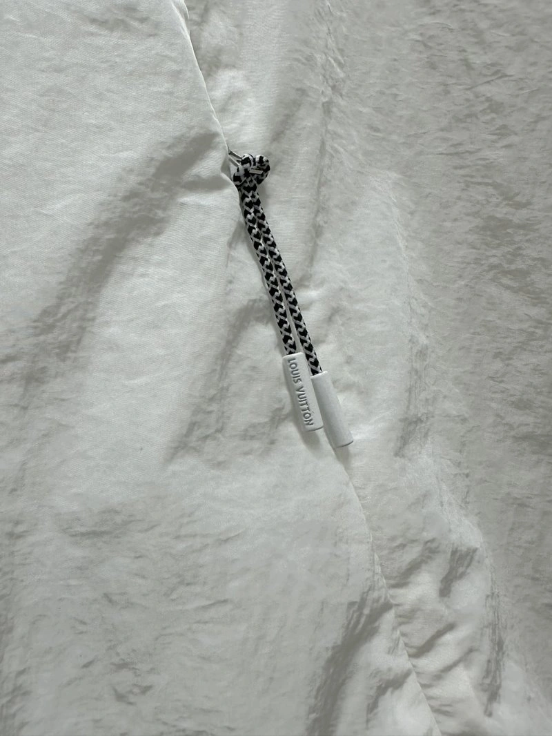 Louis Vuitton Outwear Versatile 130714