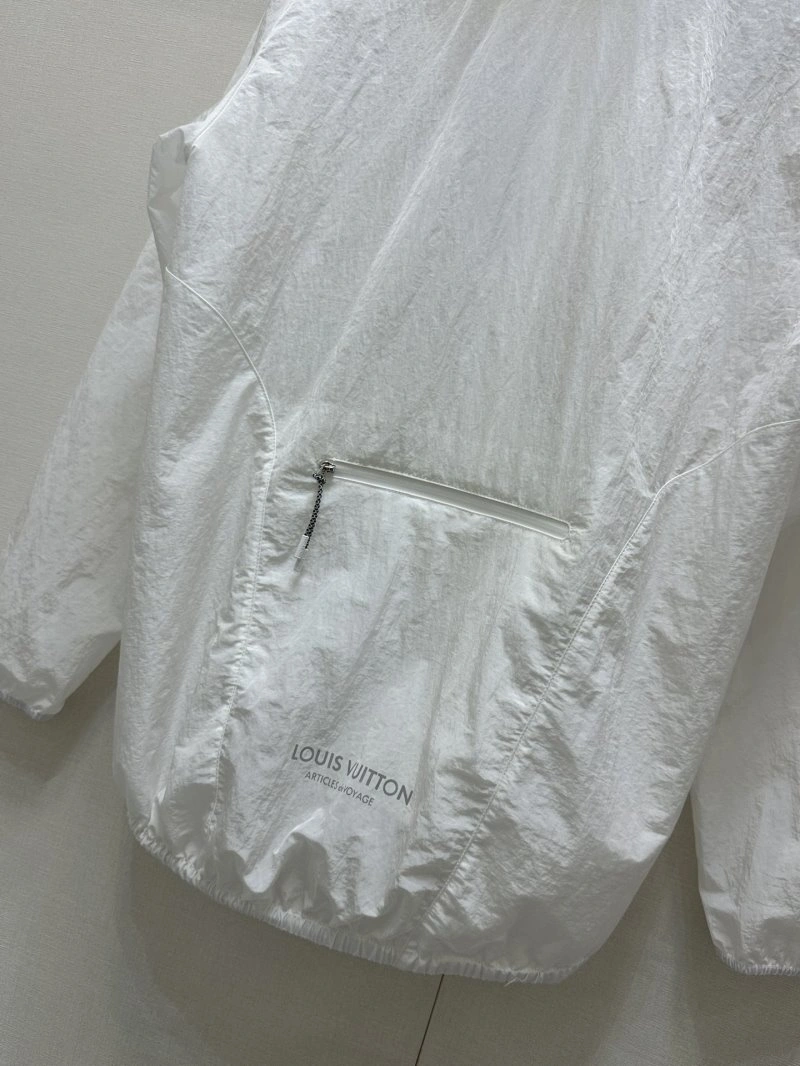 Louis Vuitton Outwear Versatile 130714