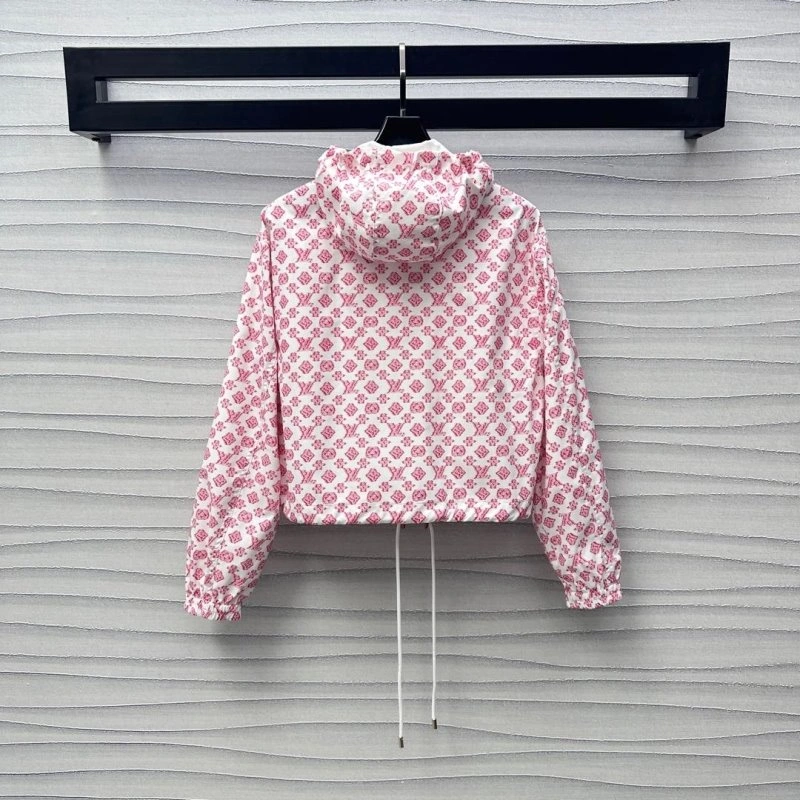 TechFriendly Louis Vuitton Outwear 130711
