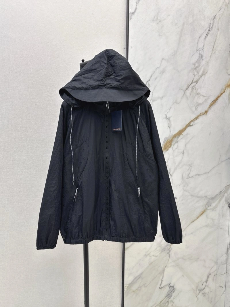 Comfortable Louis Vuitton Outwear 130708
