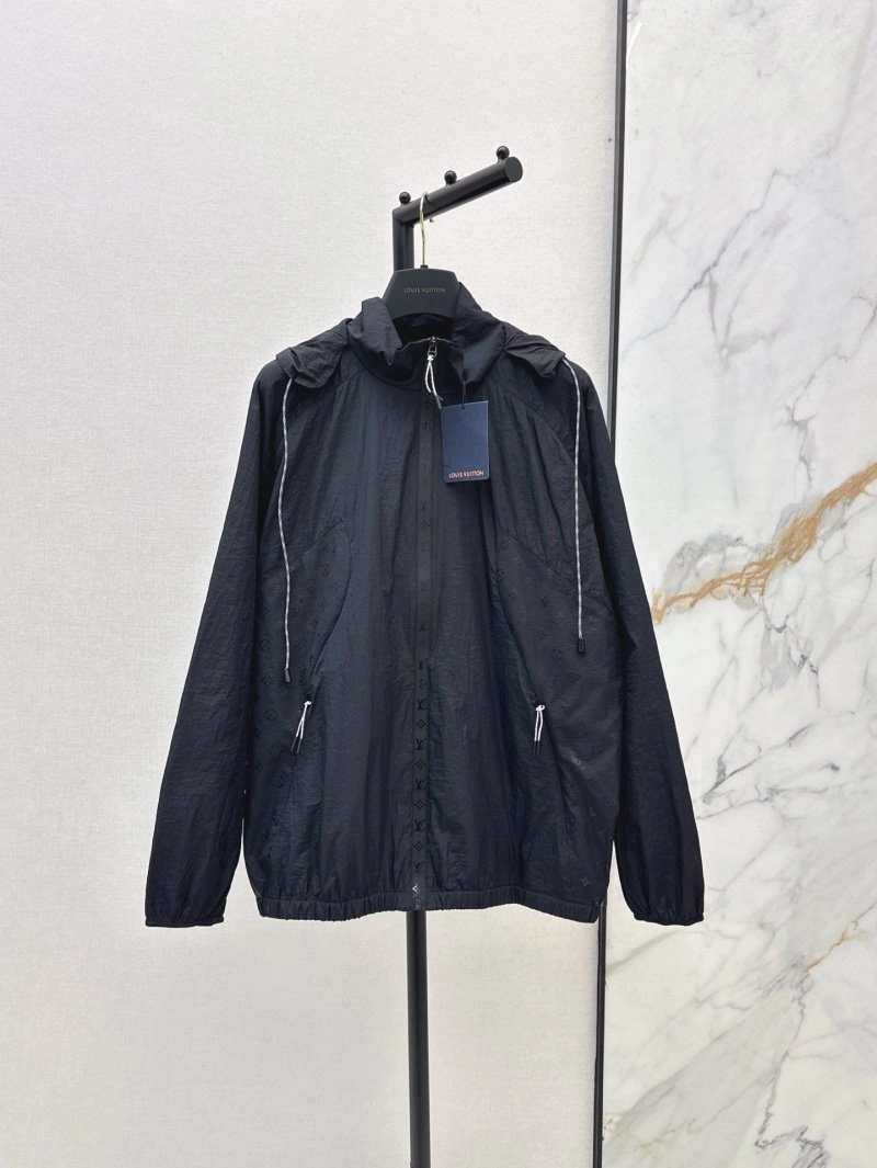 Comfortable Louis Vuitton Outwear 130708
