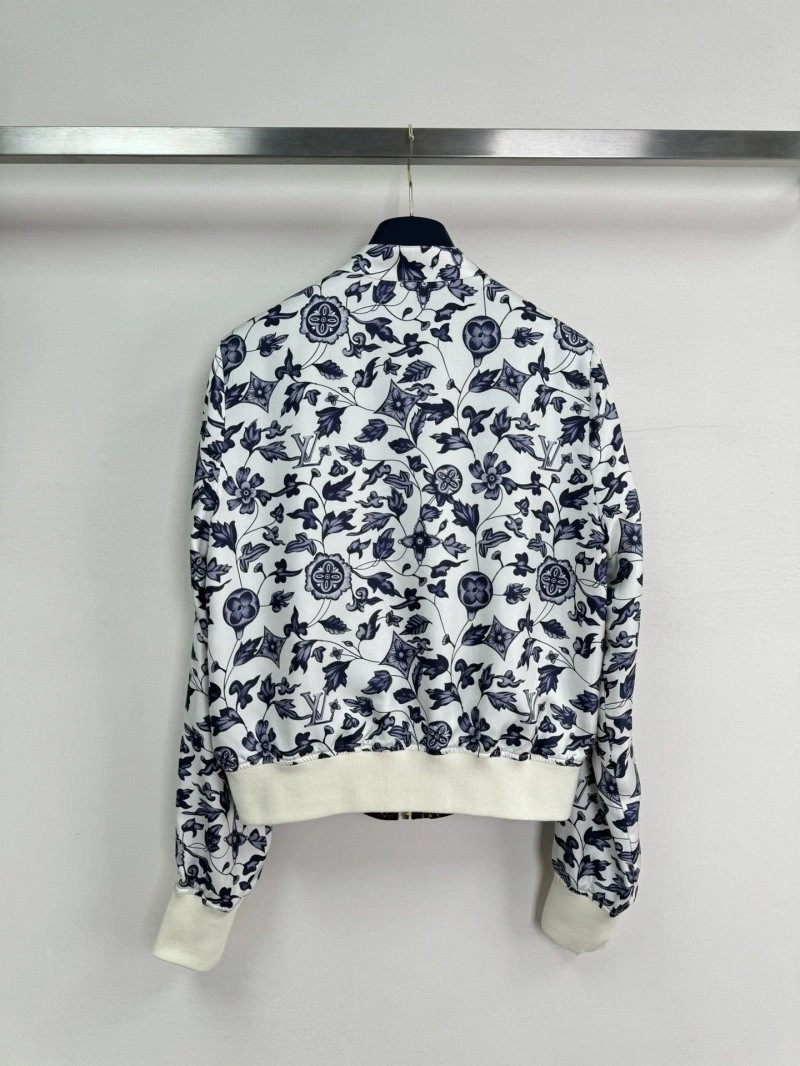 Lightweight Louis Vuitton Outwear 130704