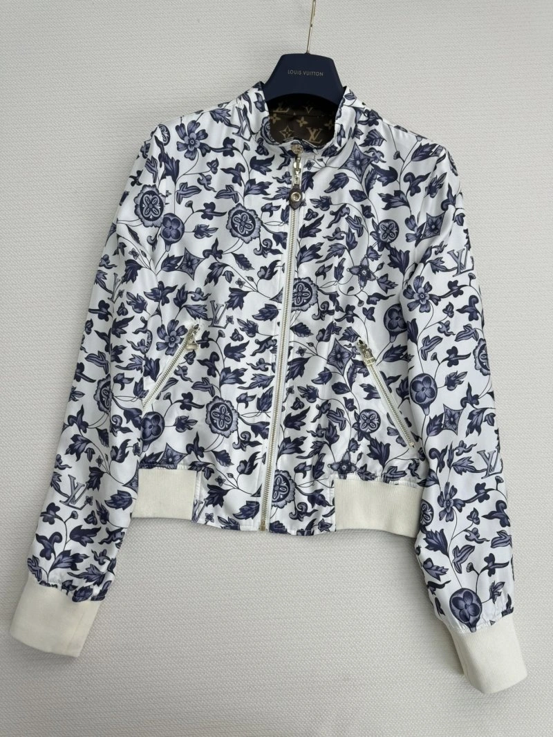 Lightweight Louis Vuitton Outwear 130704