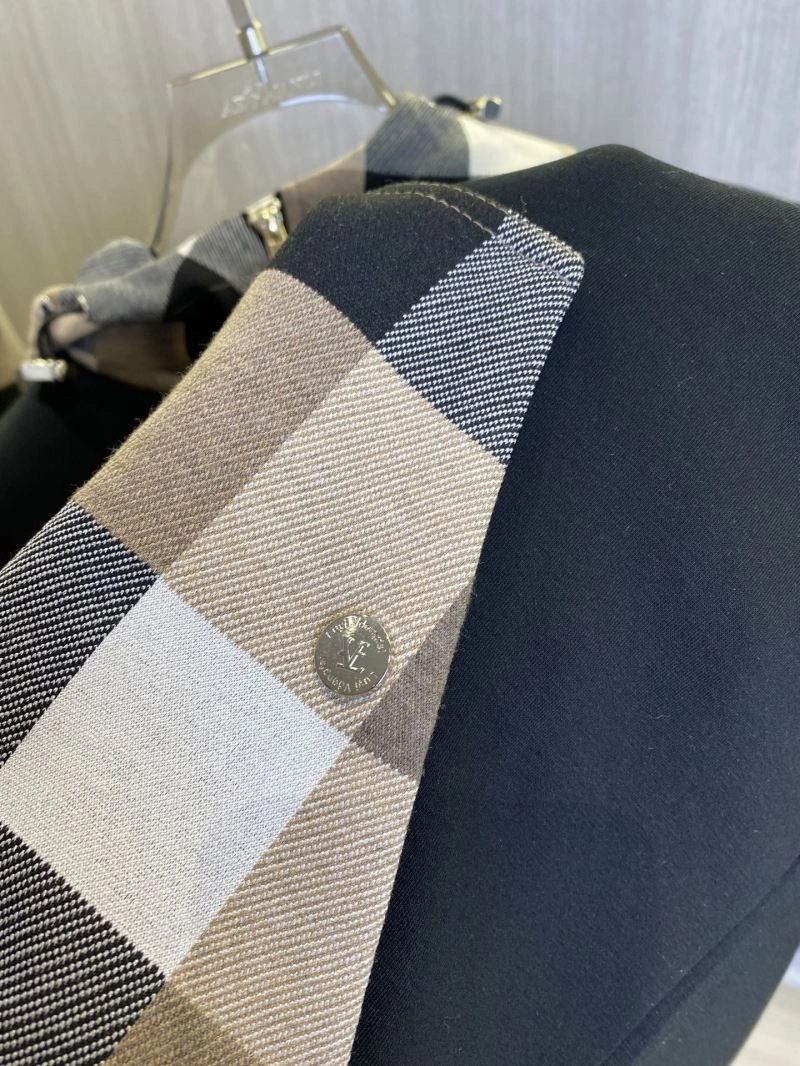 Louis Vuitton Outwear Sophisticated 135869