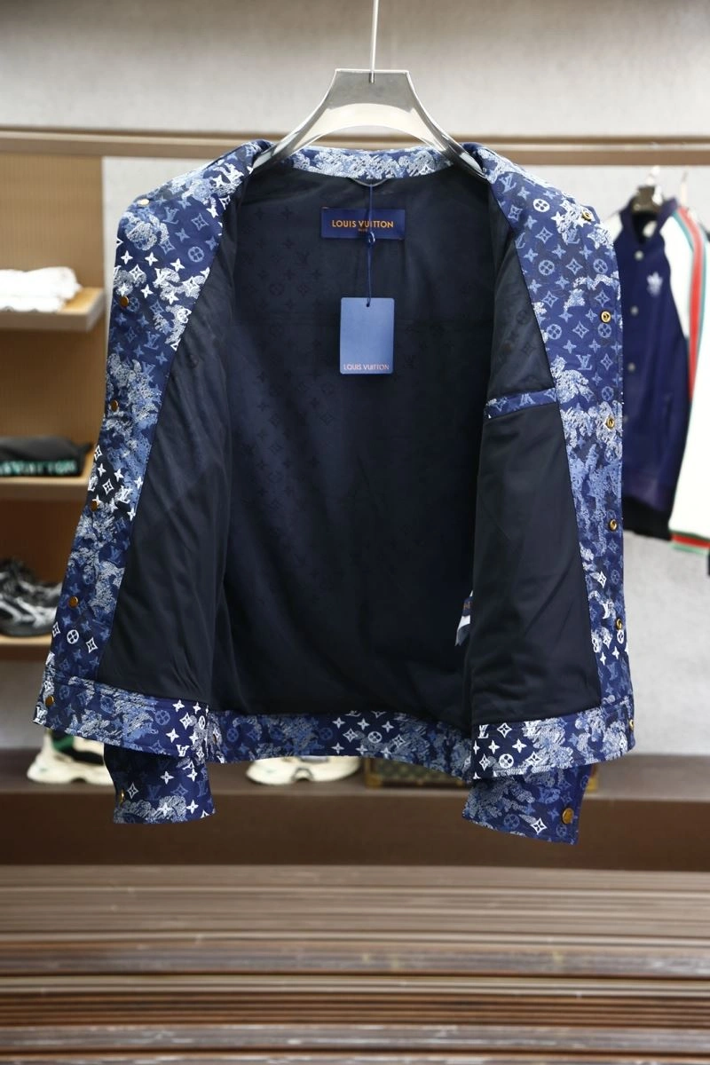Louis Vuitton Outwear QuickDry 135836