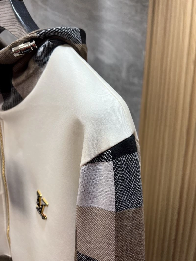 Seasonal Louis Vuitton Outwear 135835