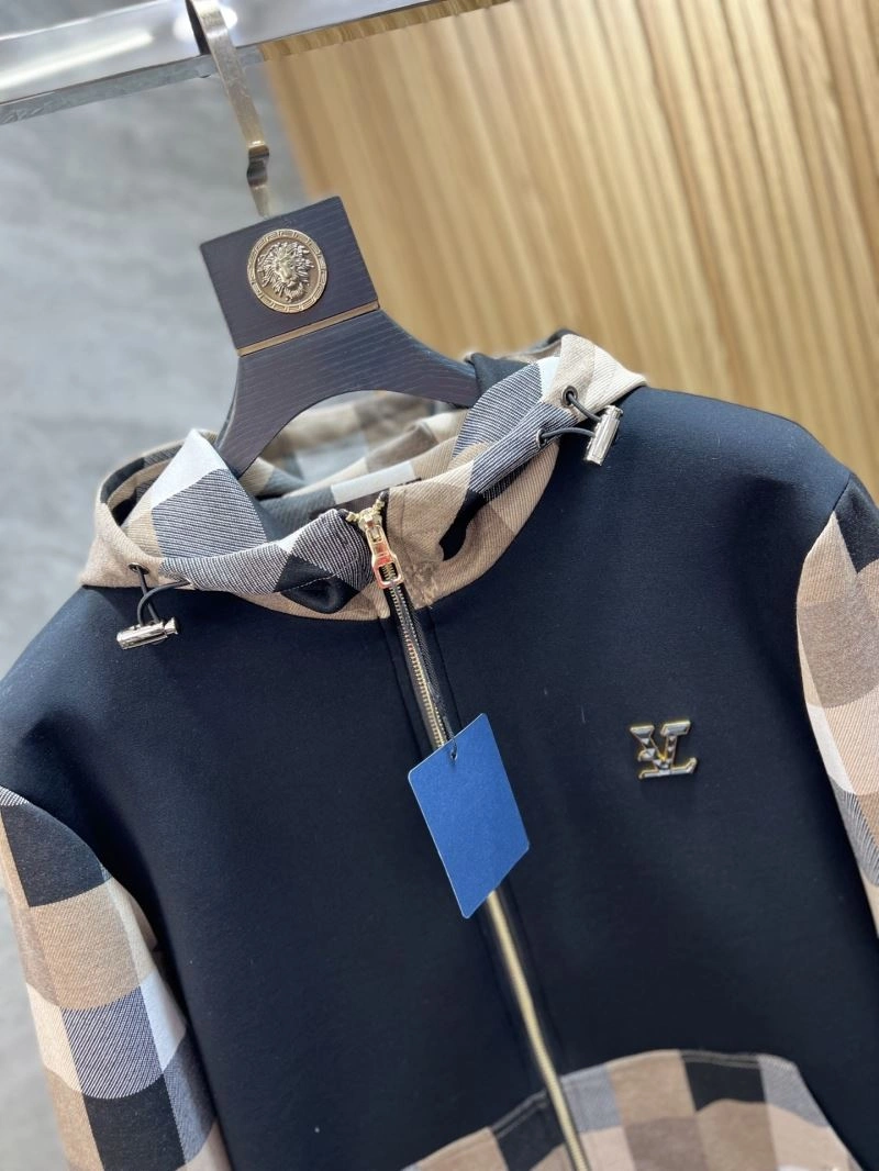 Louis Vuitton Outwear FashionForward 135834