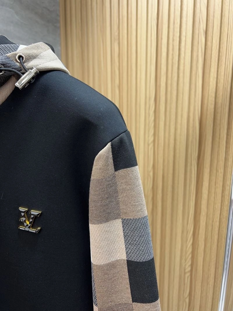 Louis Vuitton Outwear FashionForward 135834