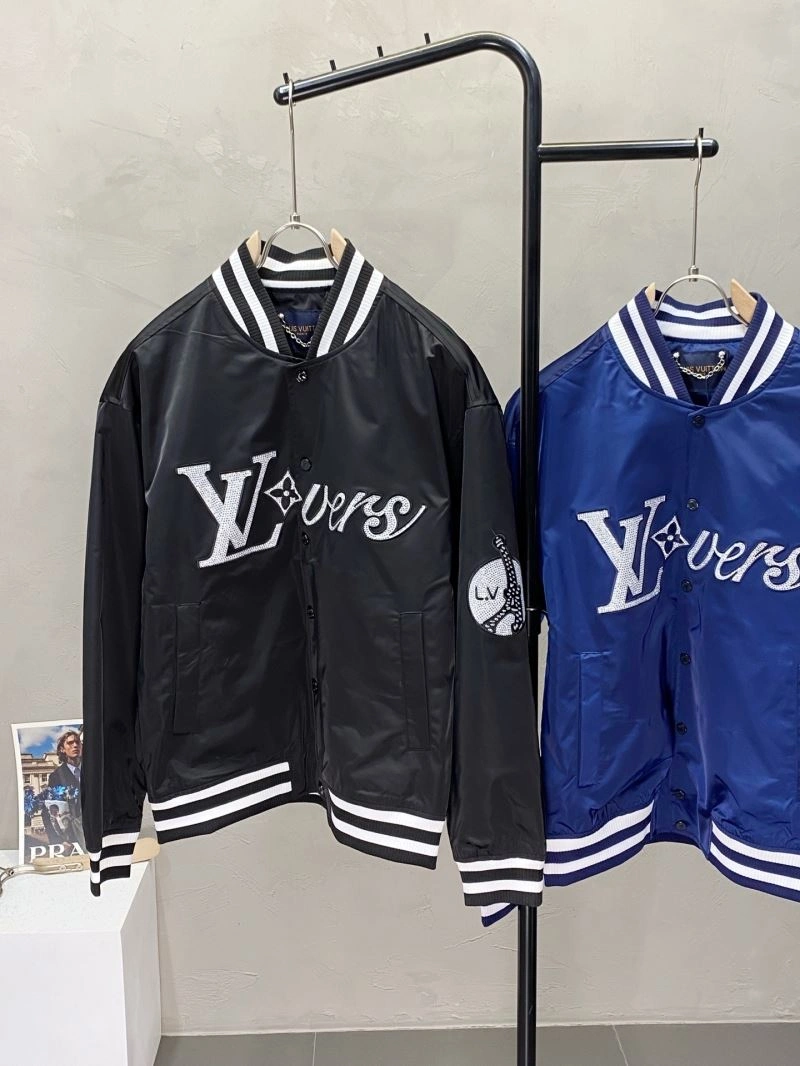 Soft Louis Vuitton Outwear 135829