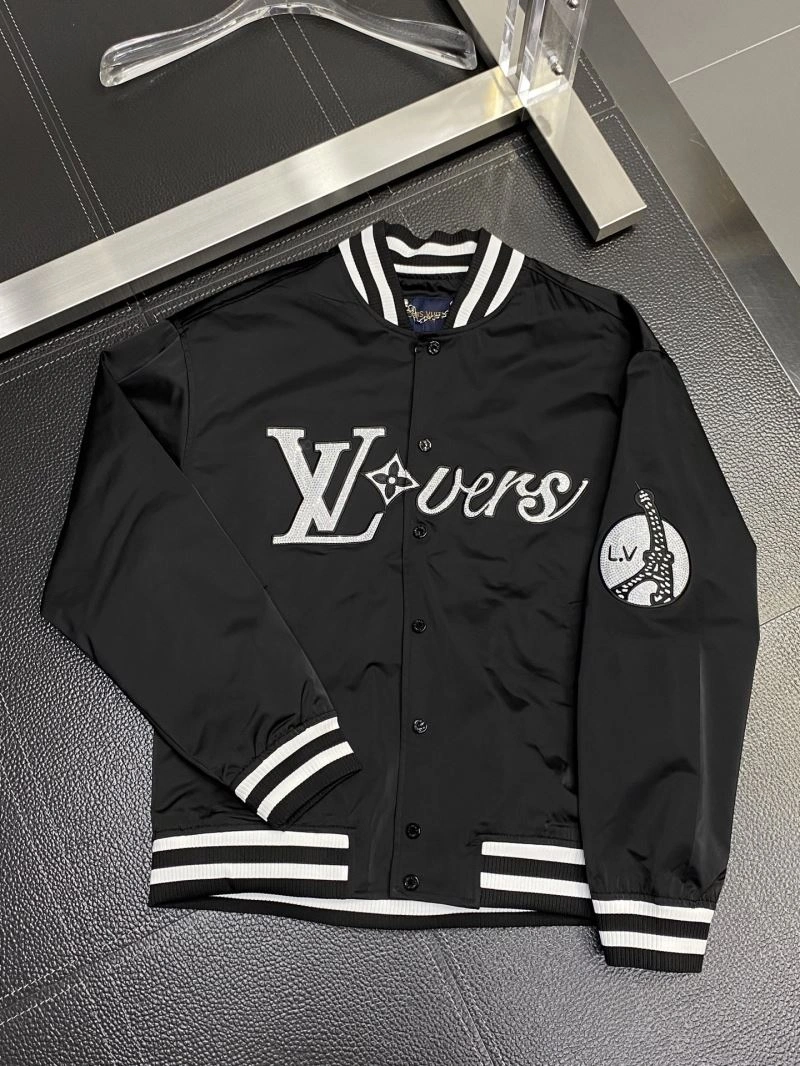 Soft Louis Vuitton Outwear 135829