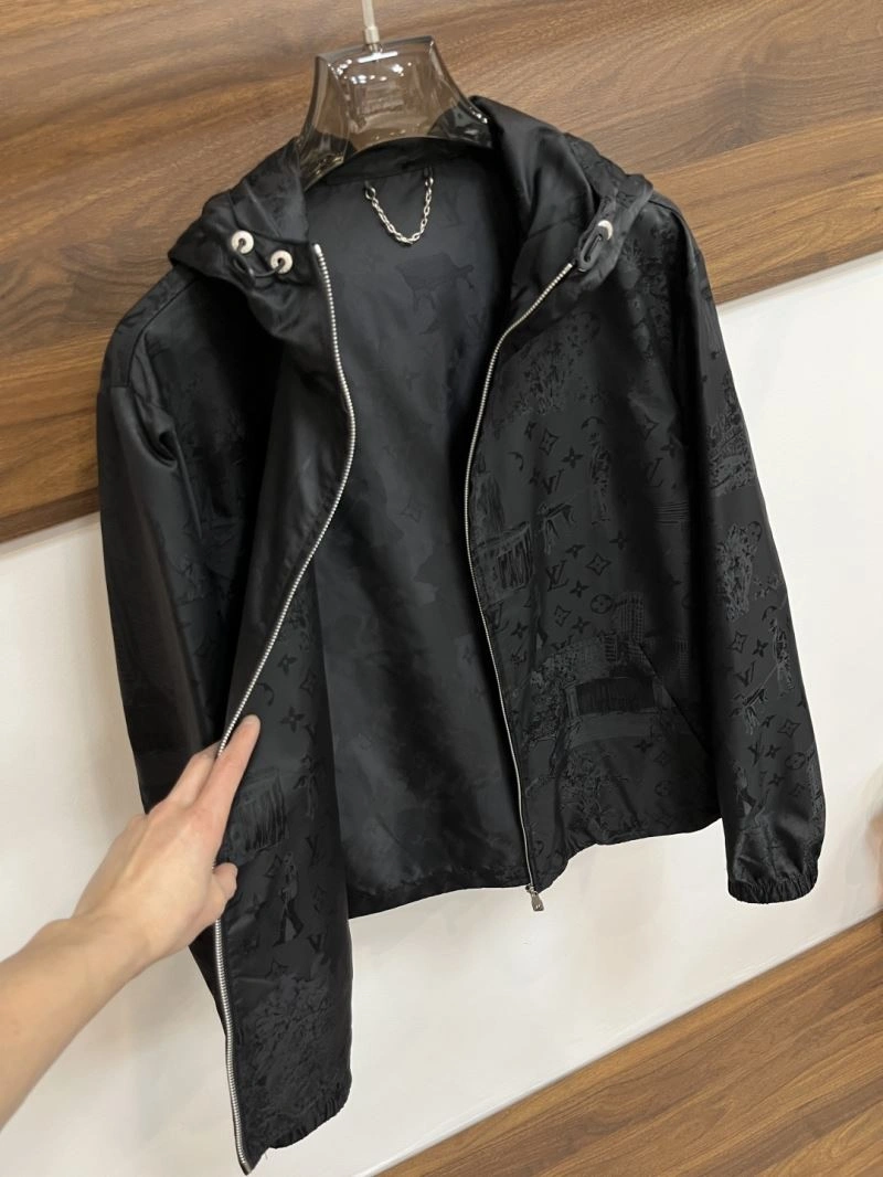 Louis Vuitton Outwear WrinkleFree 135827