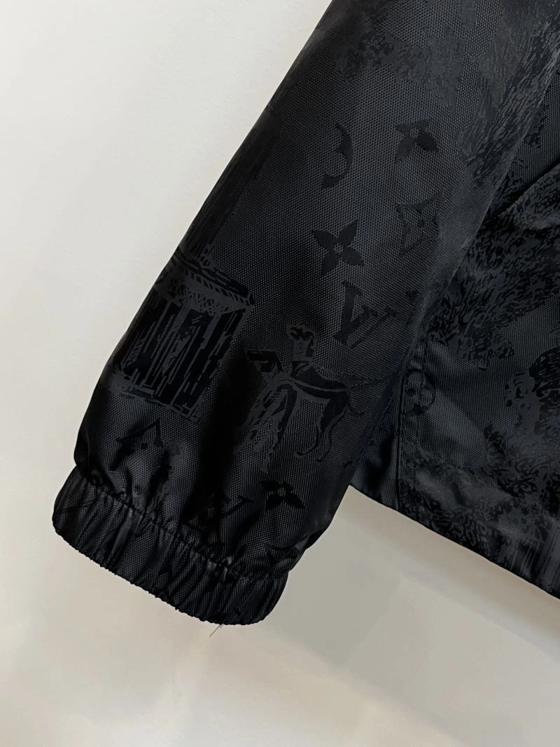 Louis Vuitton Outwear WrinkleFree 135827
