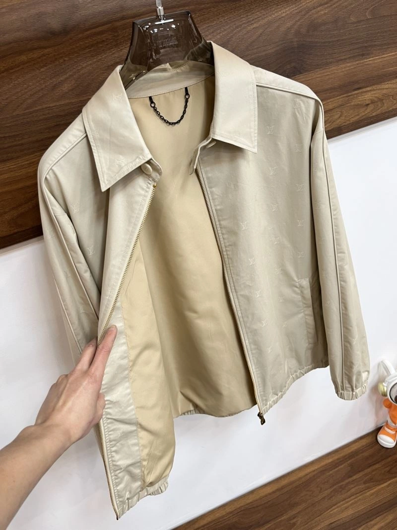 Fashionable Louis Vuitton Outwear 135832