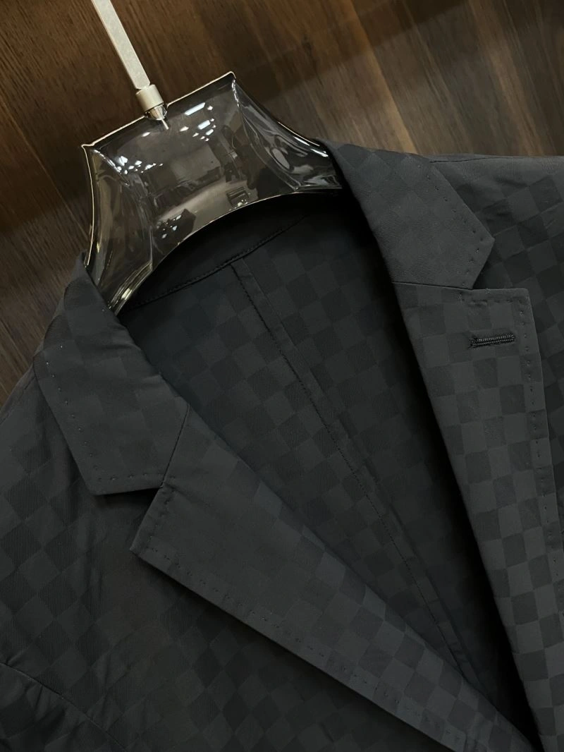 Louis Vuitton Outwear Unique 135826