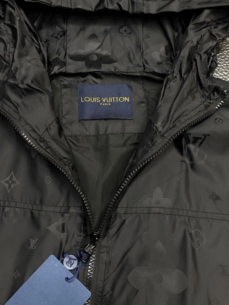 Louis Vuitton Outwear Chic 135822