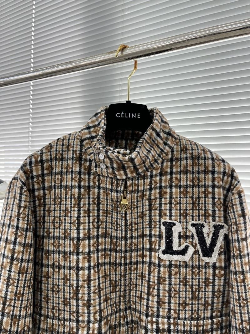 Tailored Louis Vuitton Outwear 135817