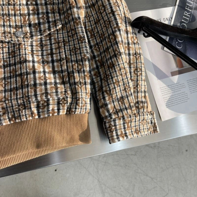 Tailored Louis Vuitton Outwear 135817