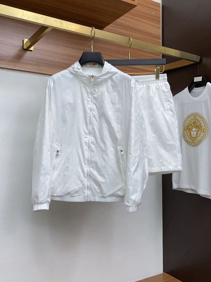 WeatherProof Louis Vuitton Outwear 135818