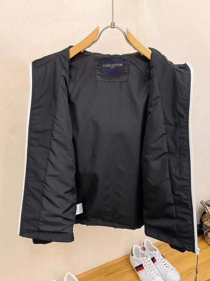 Louis Vuitton Outwear EasyMatch 135823