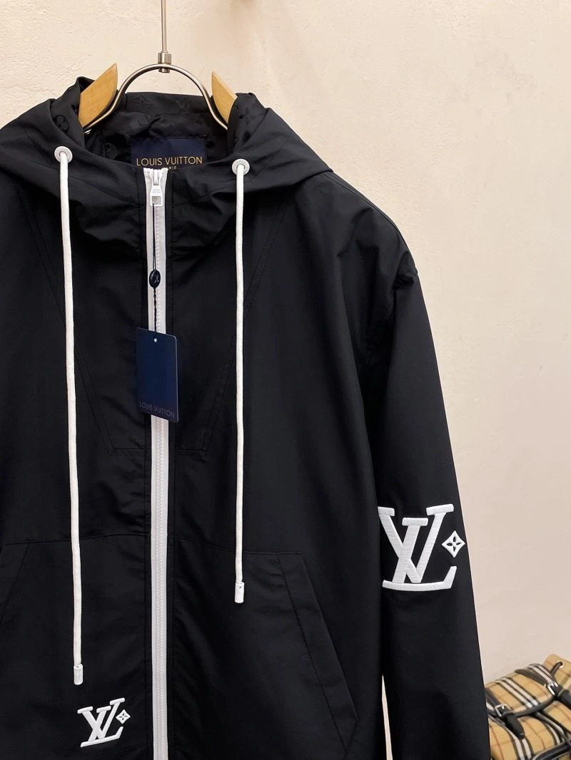 Louis Vuitton Outwear EasyMatch 135823