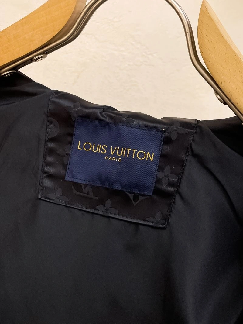Louis Vuitton Outwear EasyMatch 135823