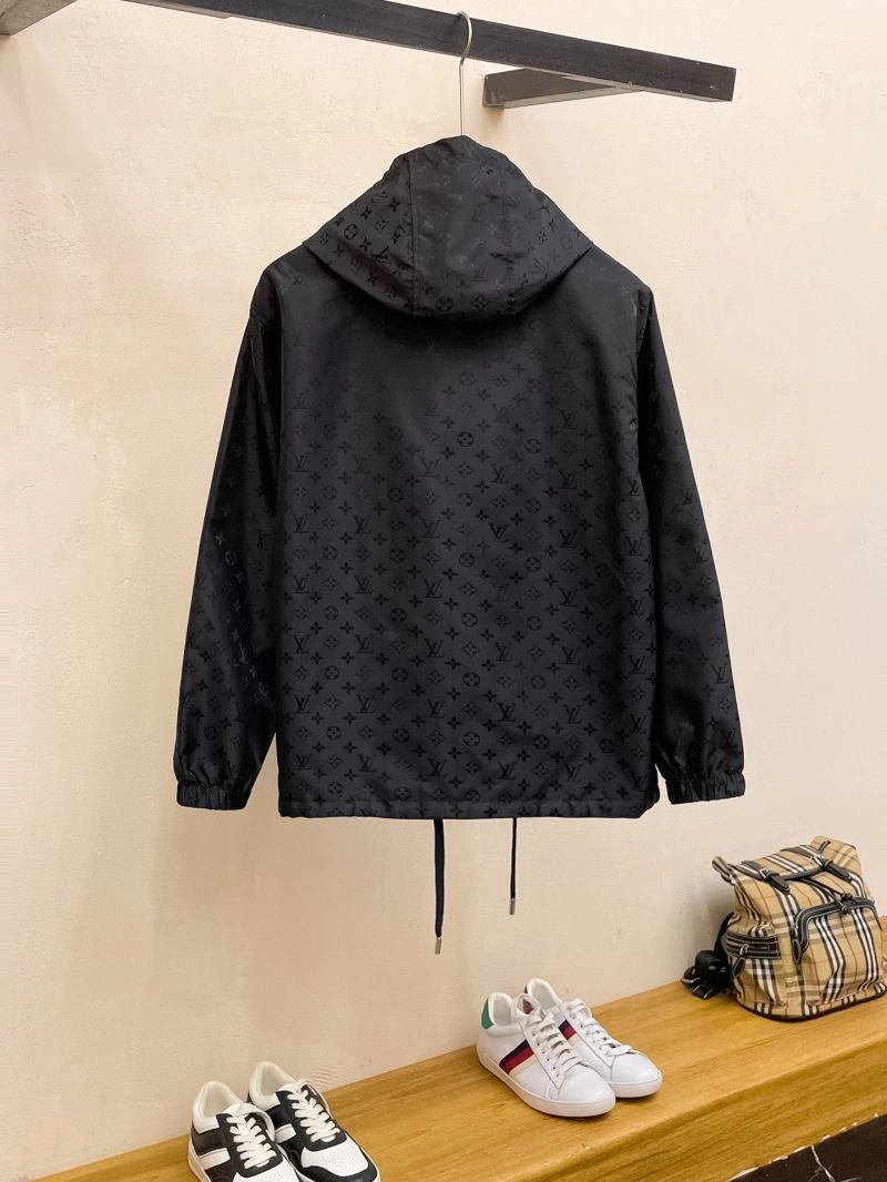 Minimalist Louis Vuitton Outwear 135876