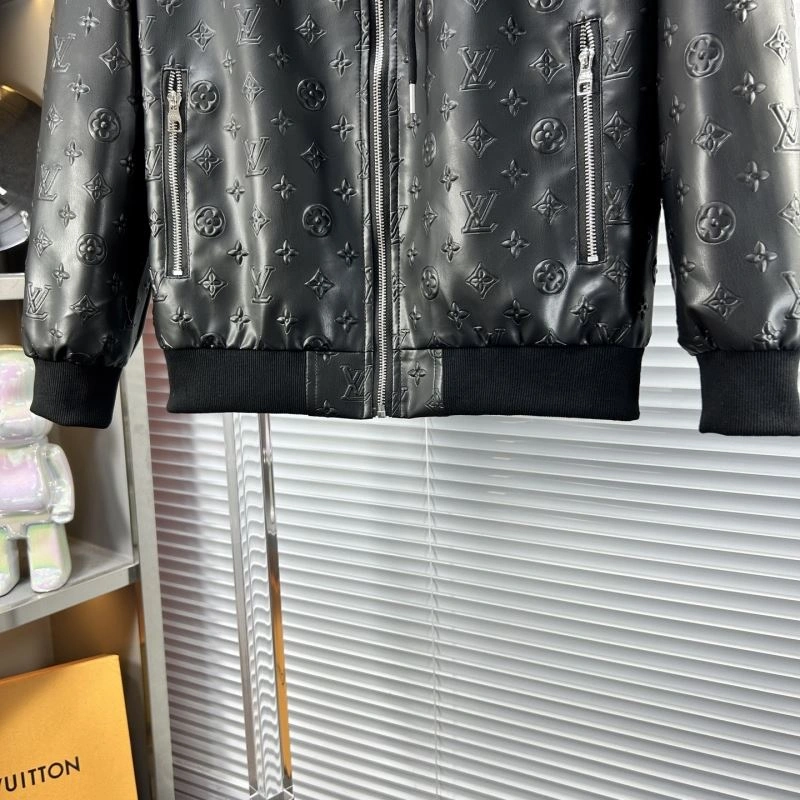 TopPick Louis Vuitton Outwear 135799