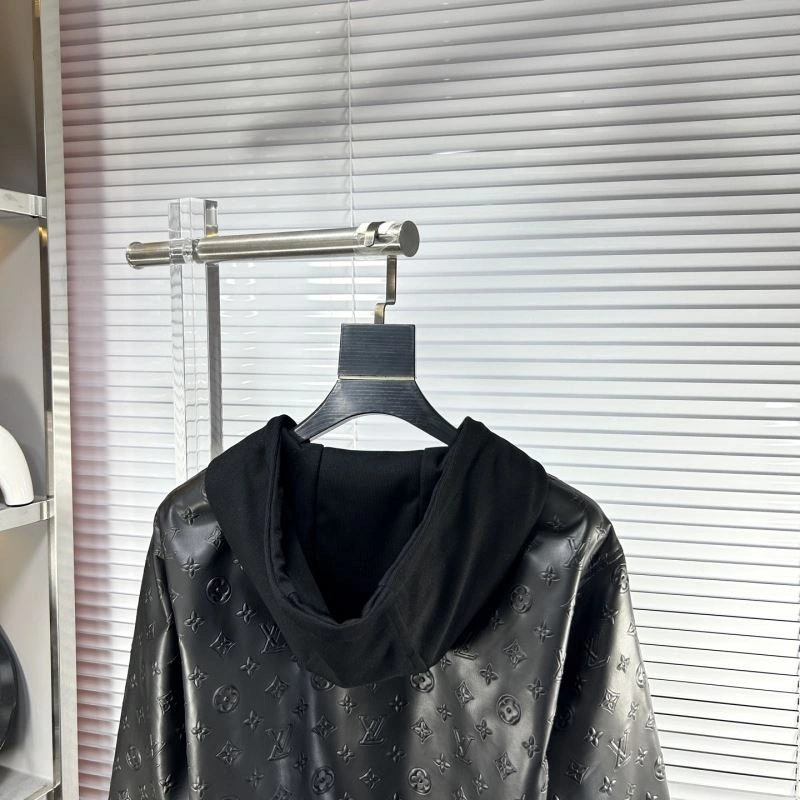 TopPick Louis Vuitton Outwear 135799