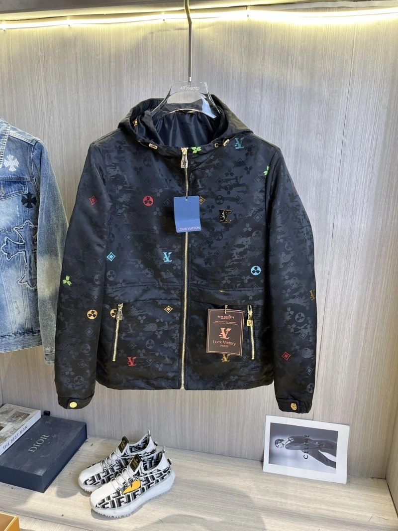 Sporty Louis Vuitton Outwear 135798