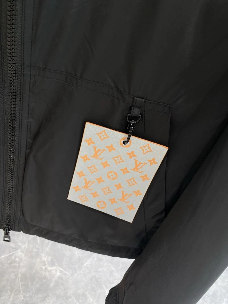 Supportive Louis Vuitton Outwear 135794