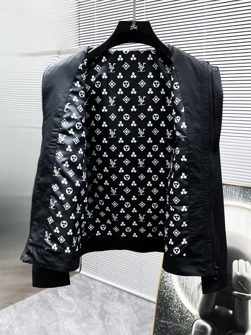 Louis Vuitton Outwear Compact 135808