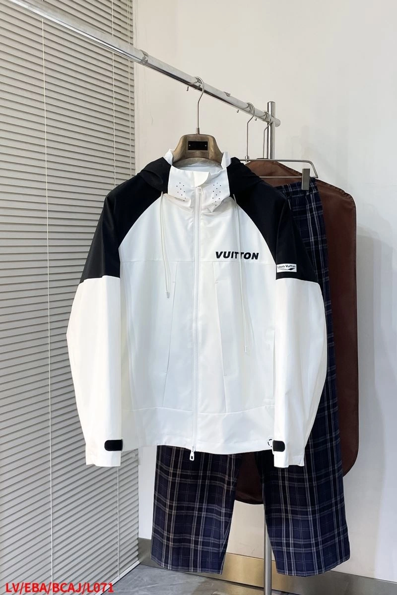 RelaxedFit Louis Vuitton Outwear 134979